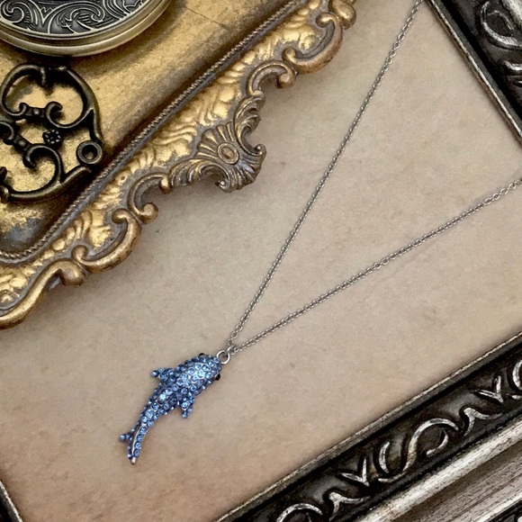 KATE SPADE • California Dreaming Shark Necklace - Picture 7 of 8